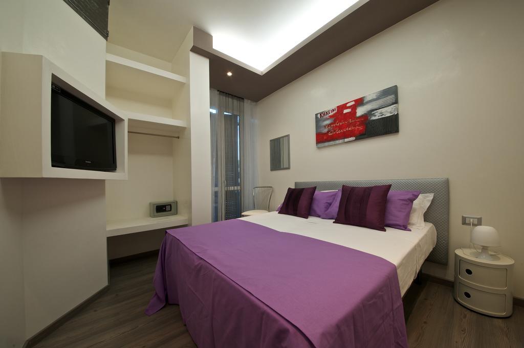Roma Naif Rooms Pokoj fotografie