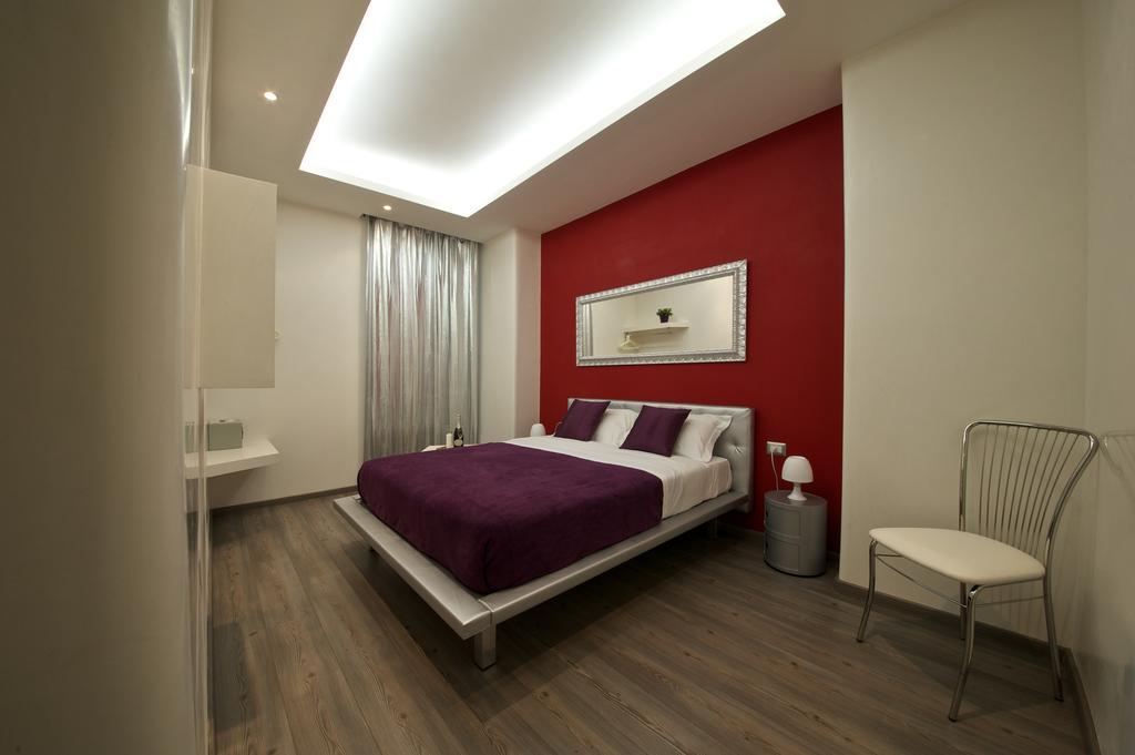 Roma Naif Rooms Pokoj fotografie