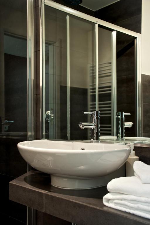 Roma Naif Rooms Pokoj fotografie